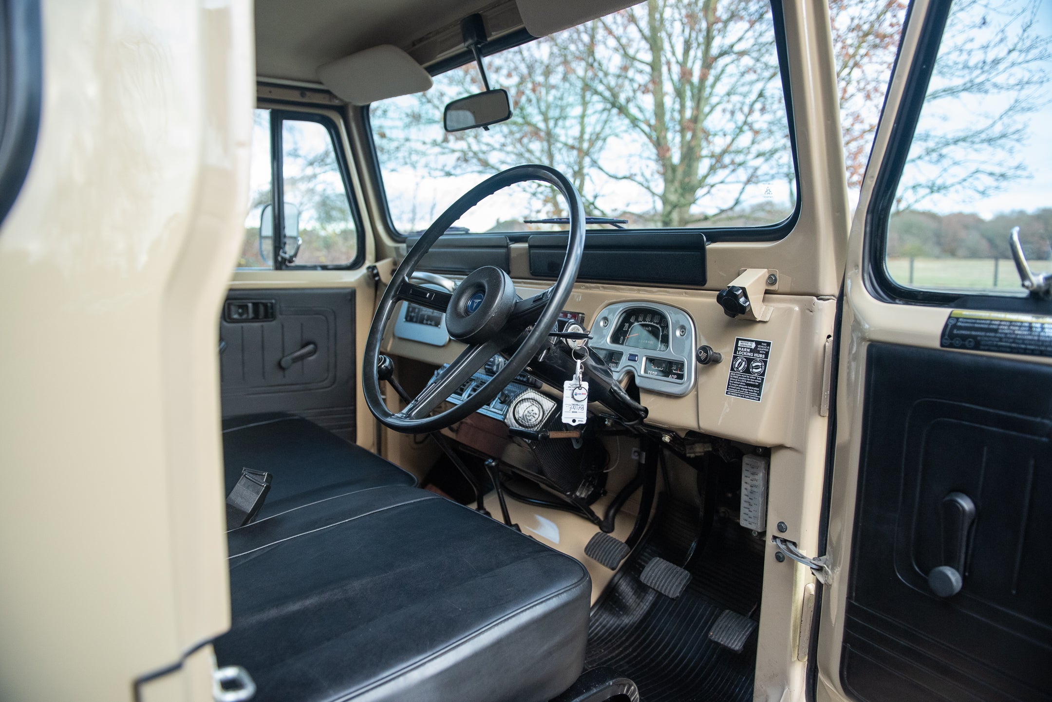 1977 TOYOTA FJ40 LAND CRUISER (SOLD)
