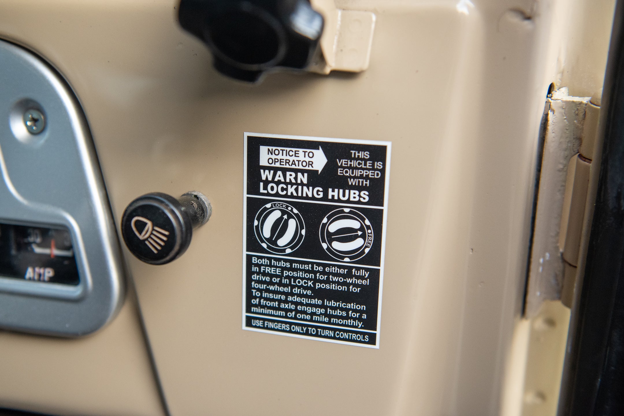 1977 TOYOTA FJ40 LAND CRUISER (SOLD)