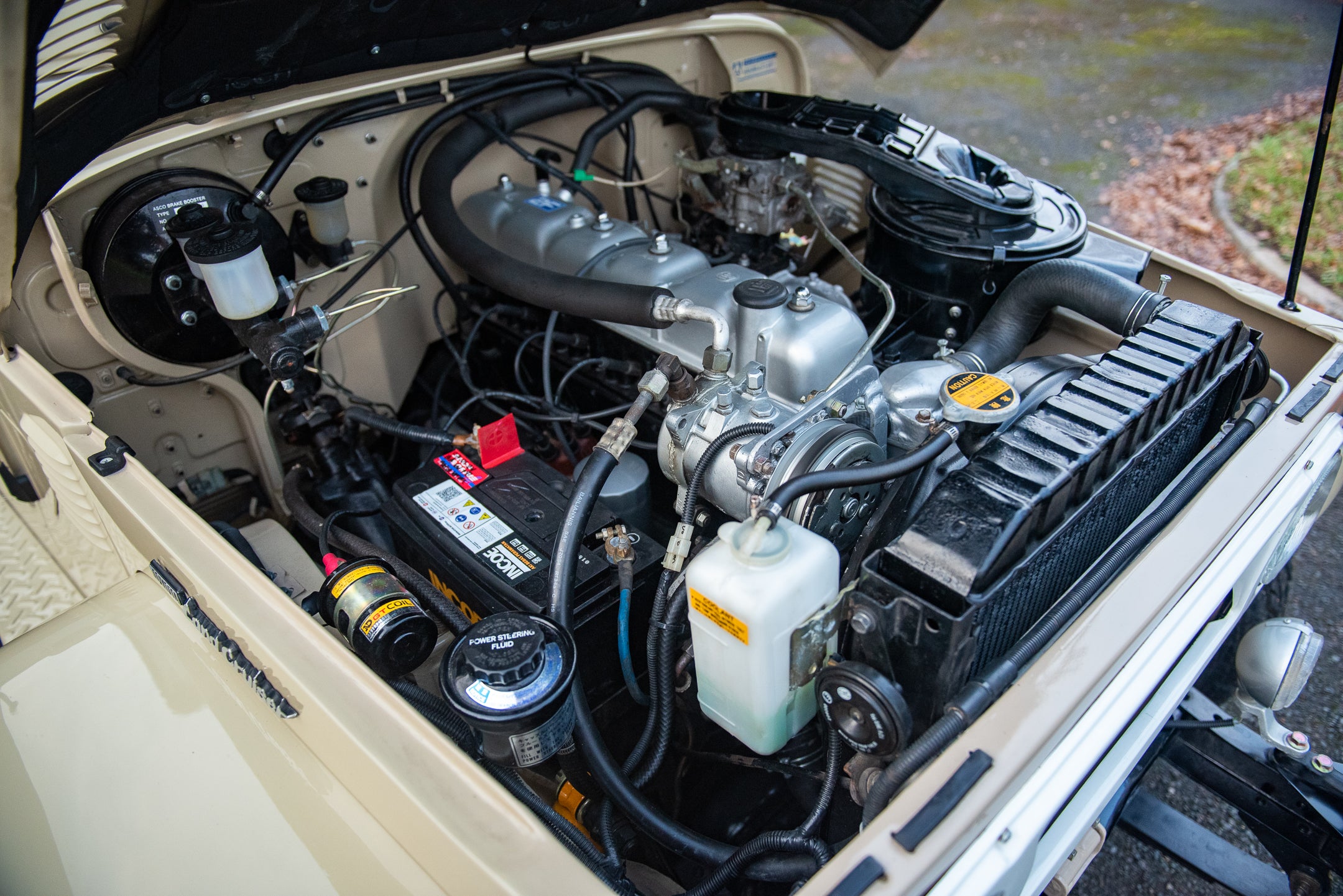 1977 TOYOTA FJ40 LAND CRUISER (SOLD)