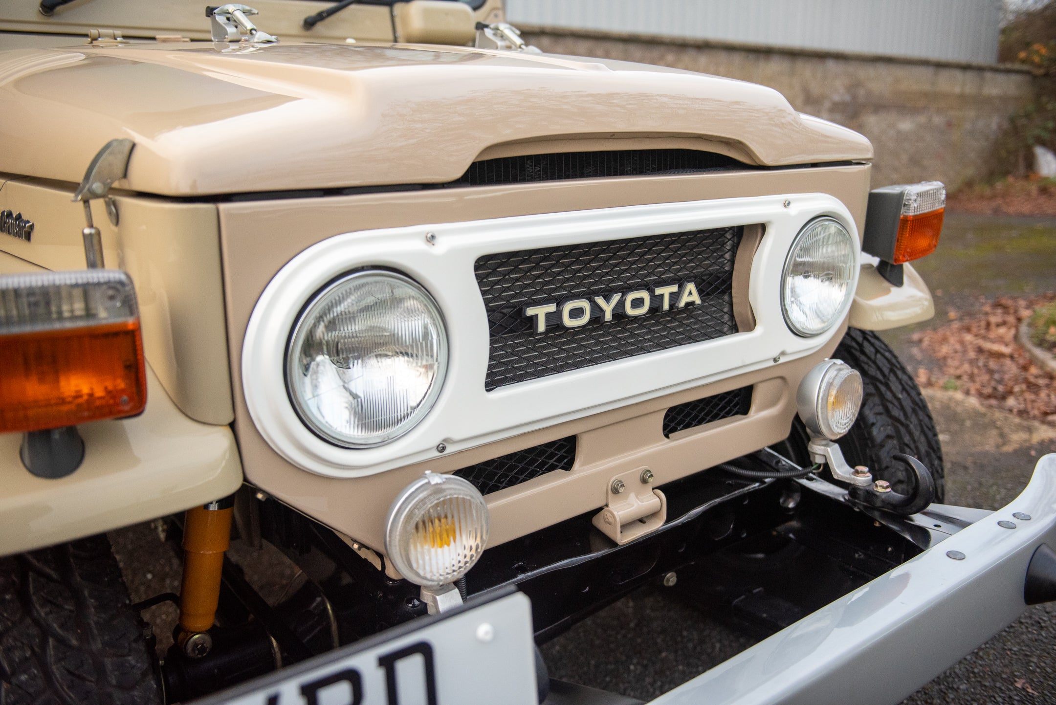 1977 TOYOTA FJ40 LAND CRUISER (SOLD)