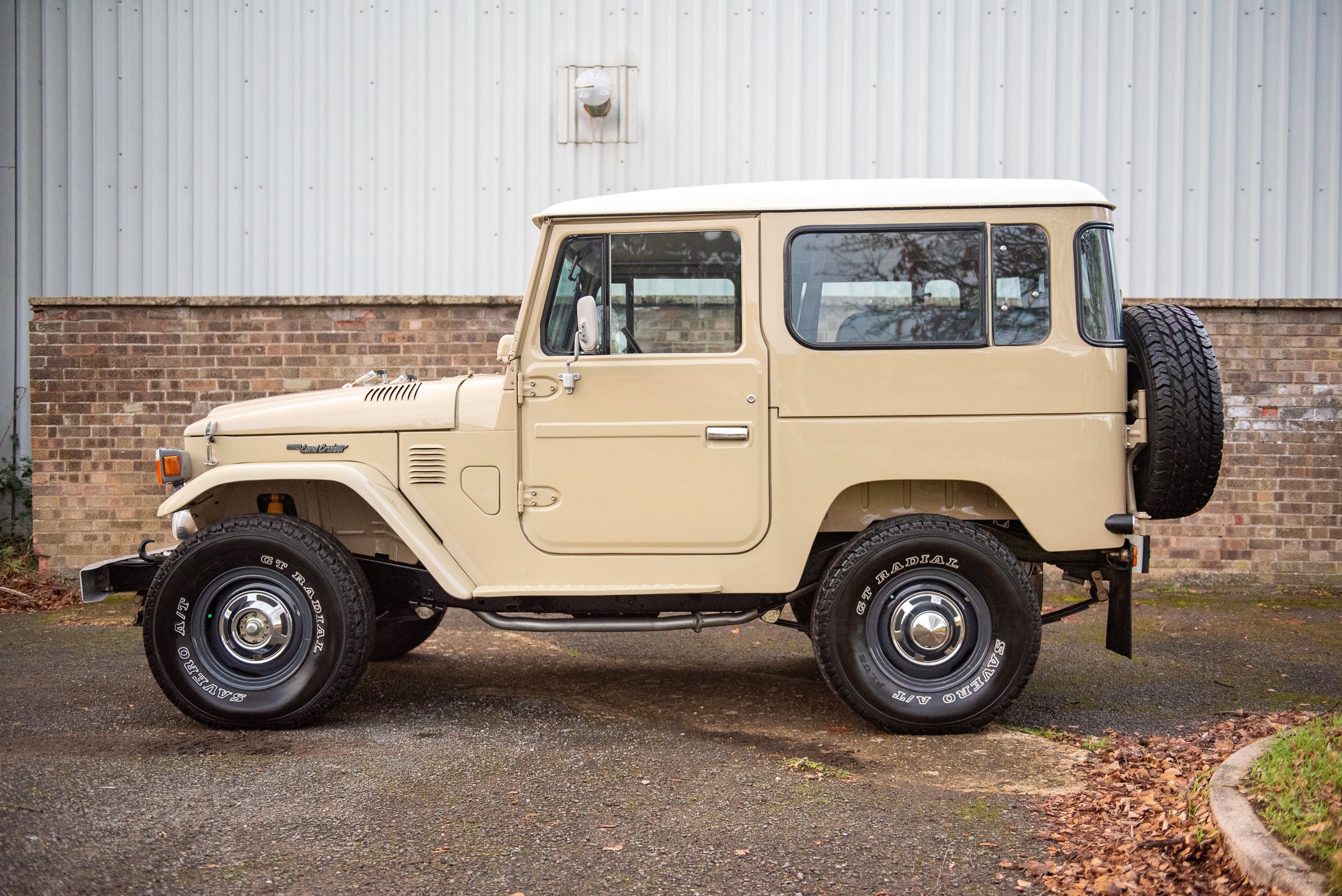 1977 TOYOTA FJ40 LAND CRUISER (SOLD)