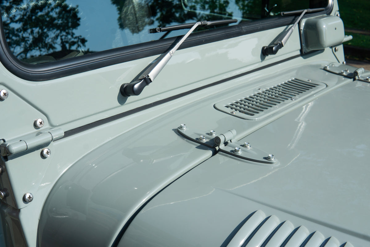 1982 TOYOTA FJ40 LAND CRUISER