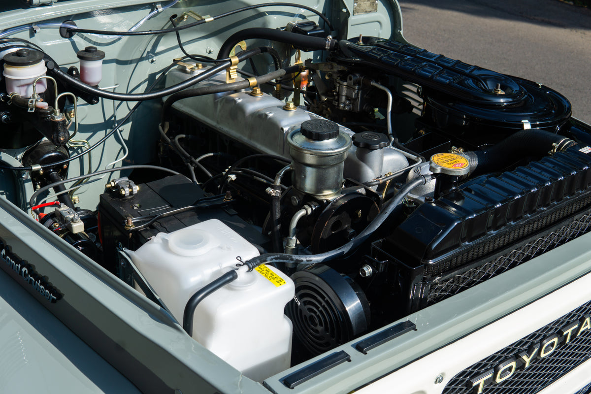 1982 TOYOTA FJ40 LAND CRUISER