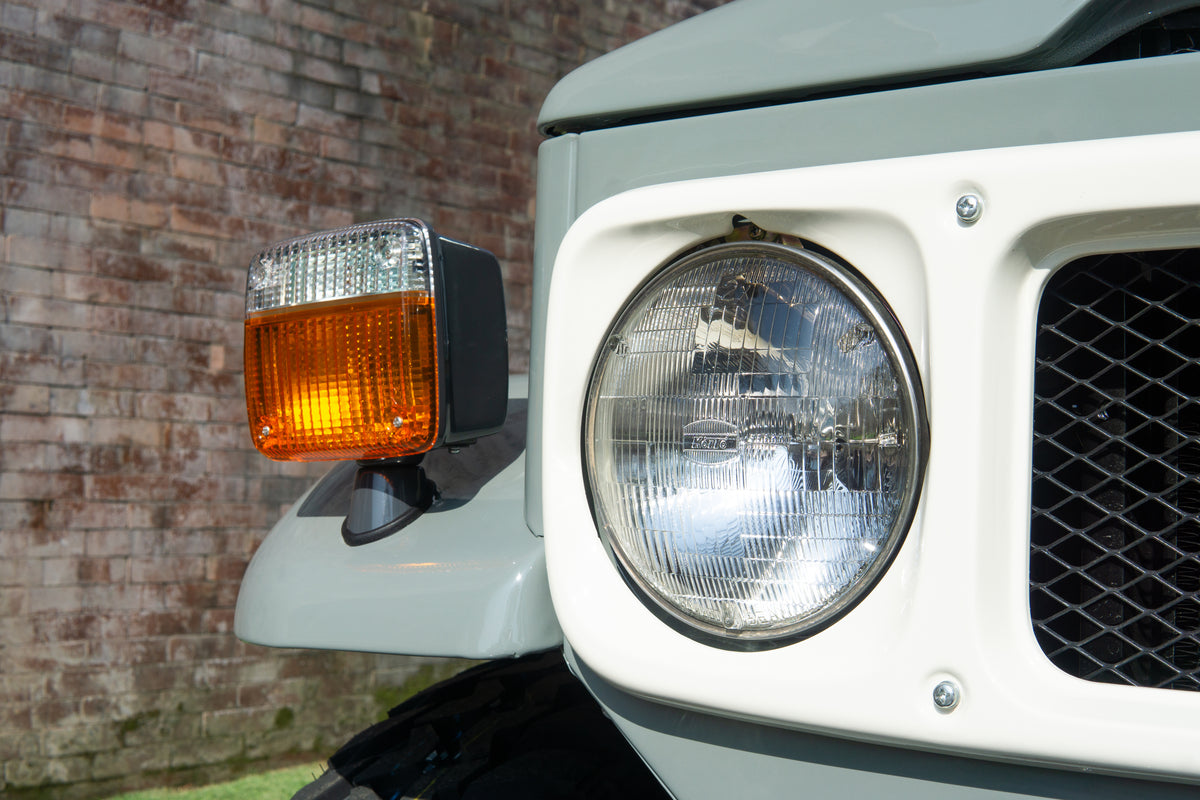 1982 TOYOTA FJ40 LAND CRUISER