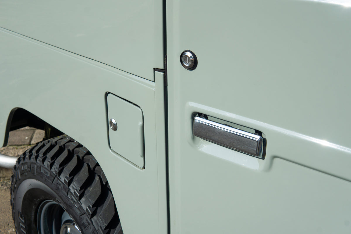 1982 TOYOTA FJ40 LAND CRUISER