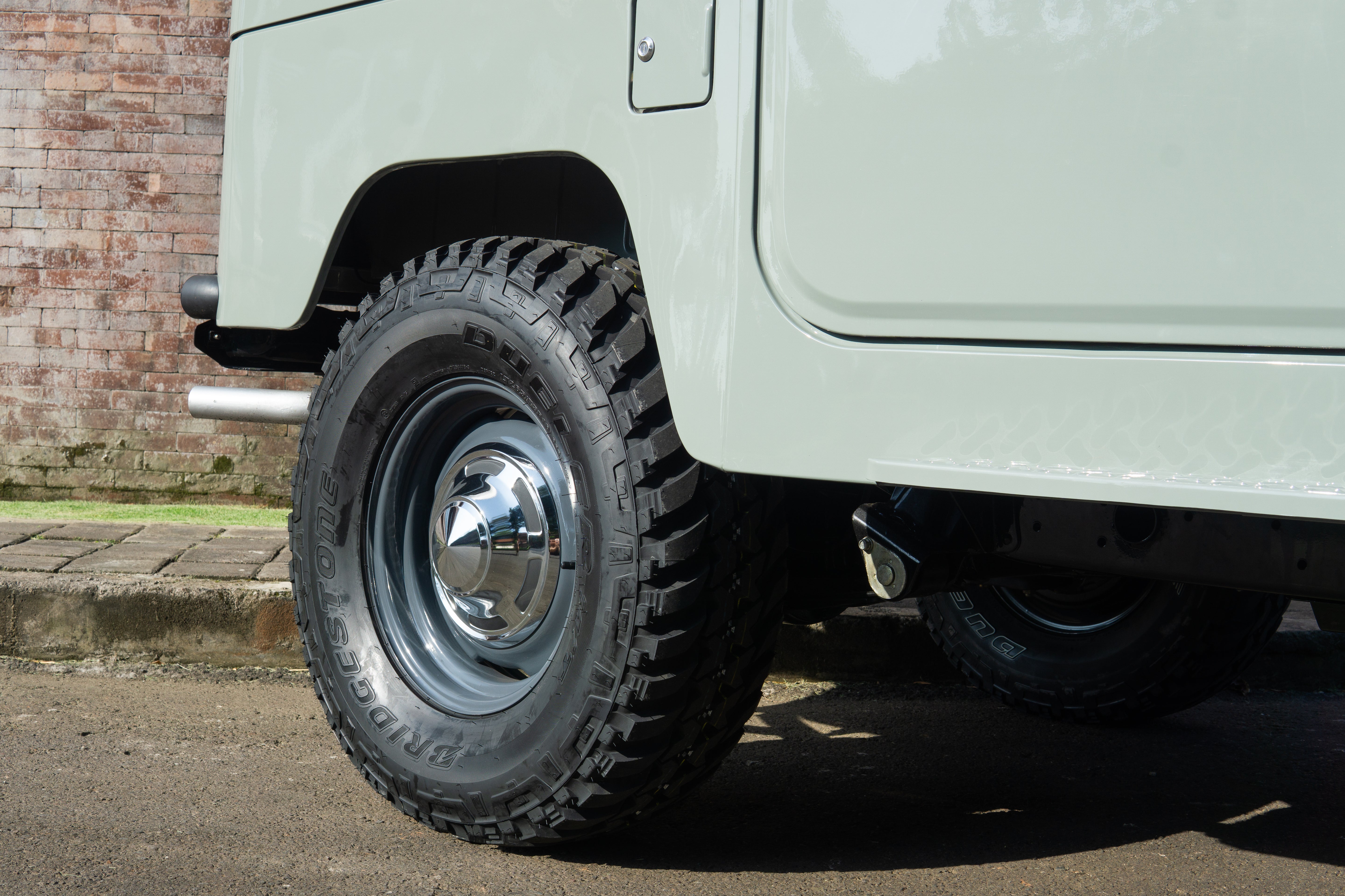 1982 TOYOTA FJ40 LAND CRUISER