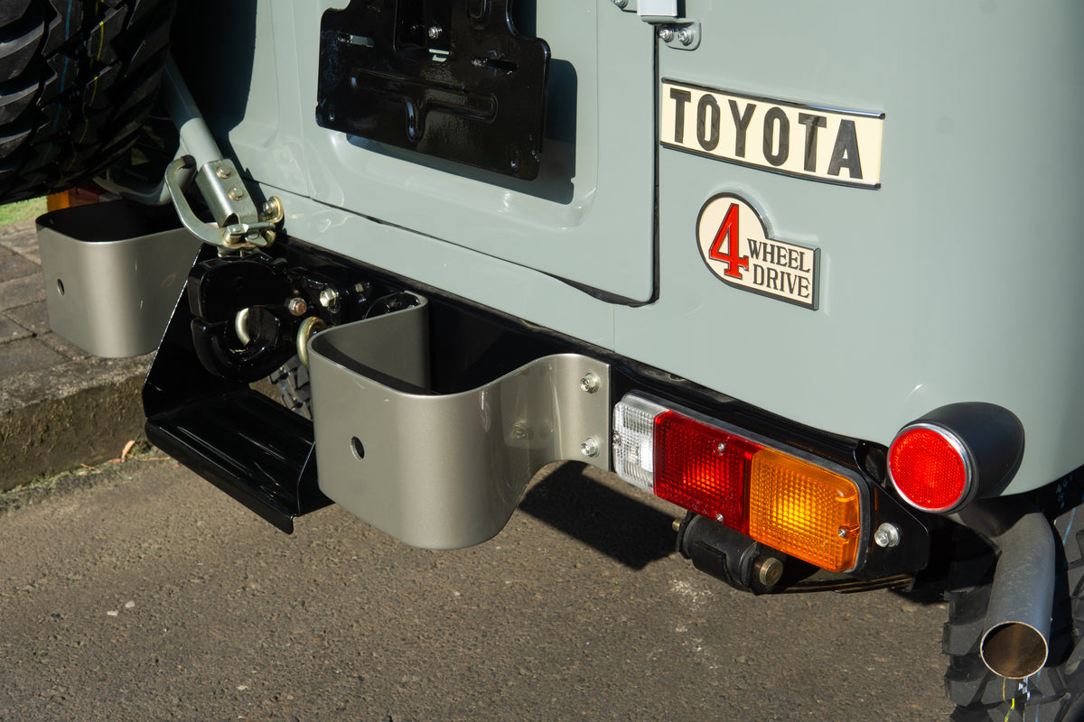 1982 TOYOTA FJ40 LAND CRUISER