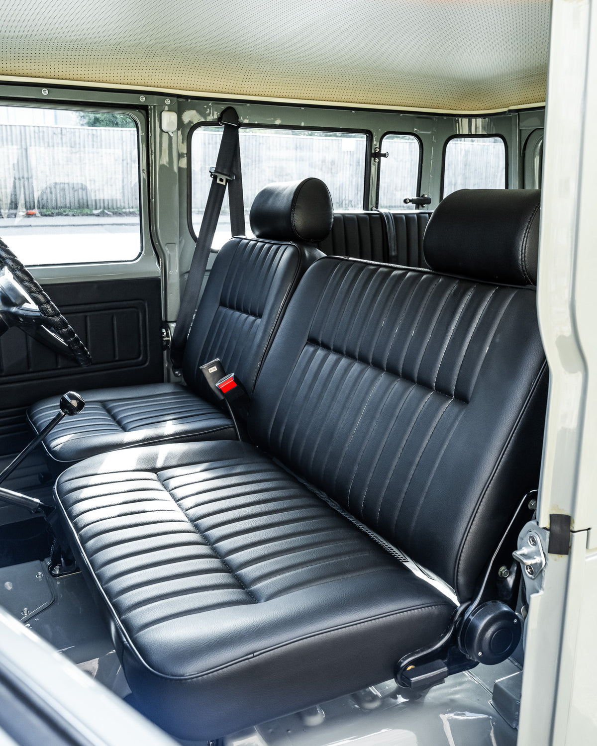 RESTORED VINTAGE 40 SERIES HEATH GRAY 1982 TOYOTA FJ40 LAND CRUISER WITH CUSTOM BLACK LEATHER SEATS FOR SALE
