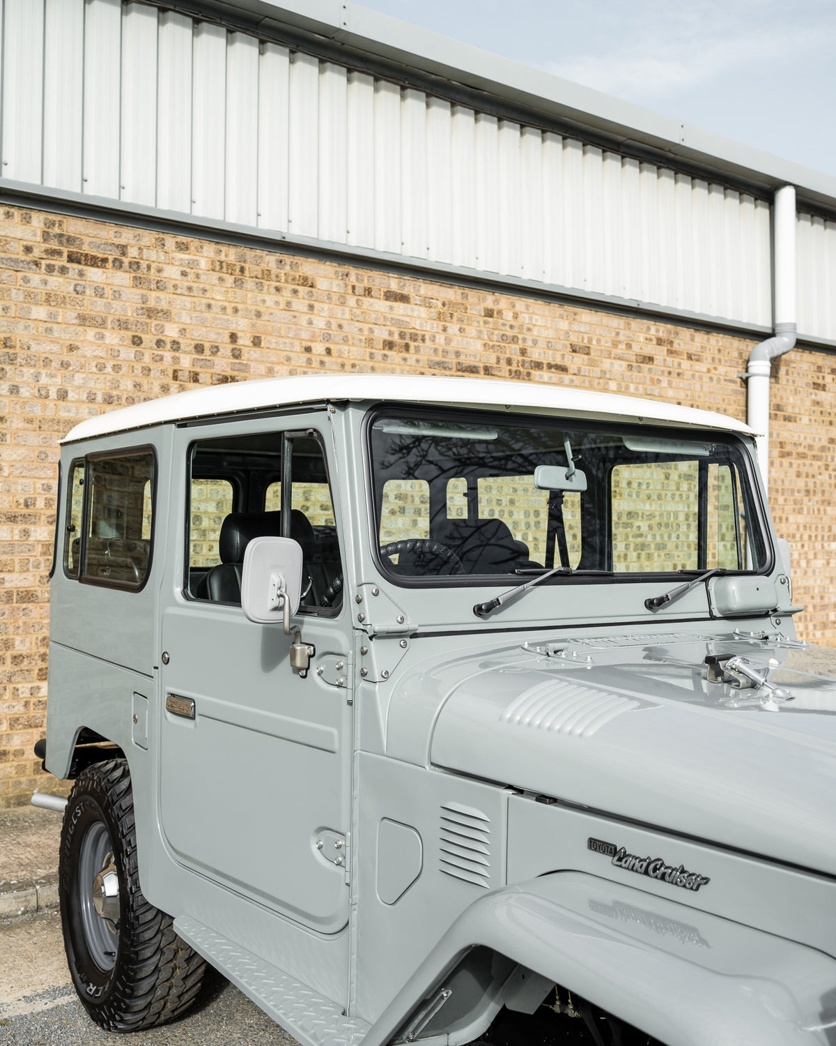 RESTORED HEATH GRAY 1982 TOYOTA FJ40 LAND CRUISER FOR SALE