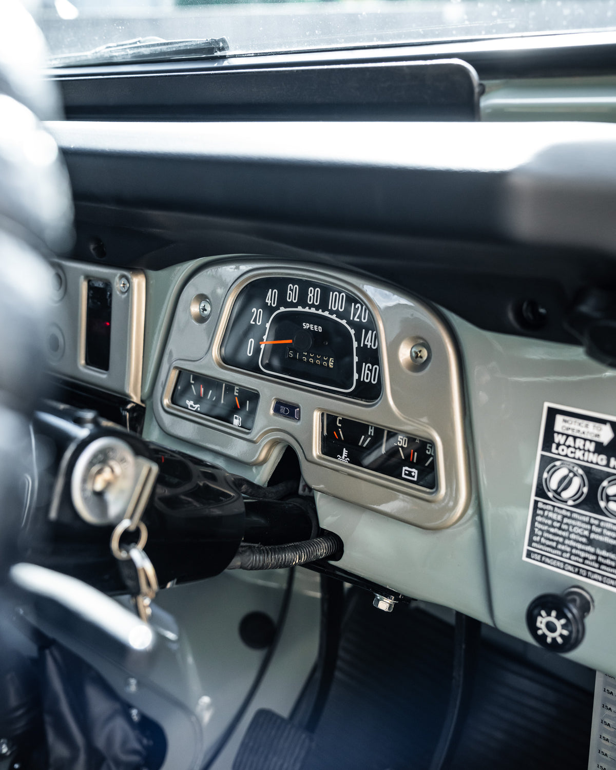 RESTORED CLASSIC 40 SERIES HEATH GRAY 1982 TOYOTA FJ40 LAND CRUISER WITH CUSTOM BLACK LEATHER SEATS FOR SALE