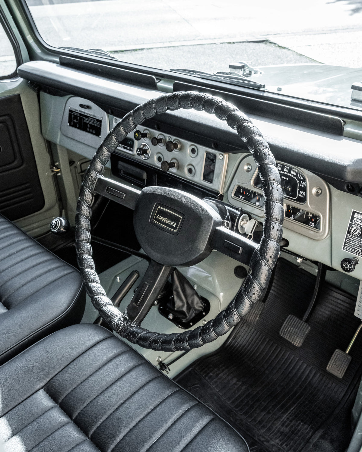 RESTORED HEATH GRAY 1982 TOYOTA FJ40 LAND CRUISER CLASSIC LOOK FOR SALE