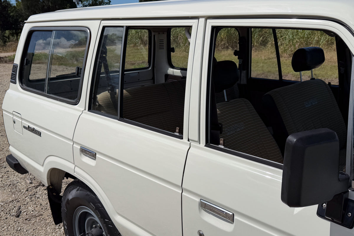 White 1986 Toyota HJ61 with Original Turbo Seats For Sale