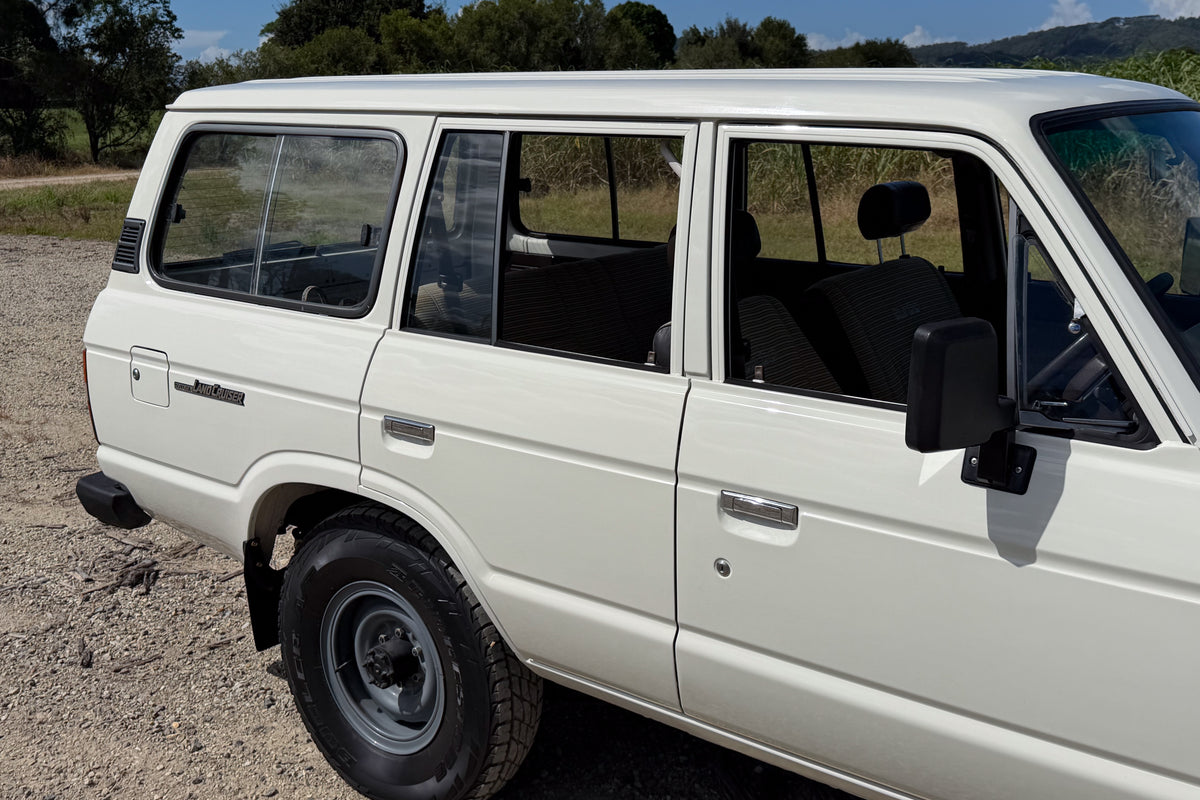 White 1986 Toyota HJ61 with Original Turbo Seats For Sale