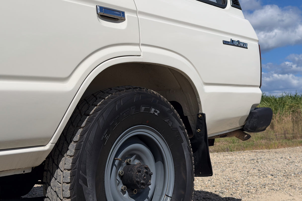 1986 Toyota HJ61 Land Cruiser with 16" Steel Rims For Sale