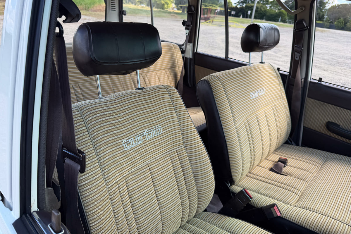 1986 Toyota HJ61 Land Cruiser Turbo Diesel Original Upholstery For Sale