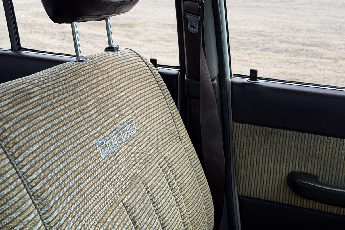 1986 Toyota HJ61 Land Cruiser Turbo Diesel Original Upholstery For Sale