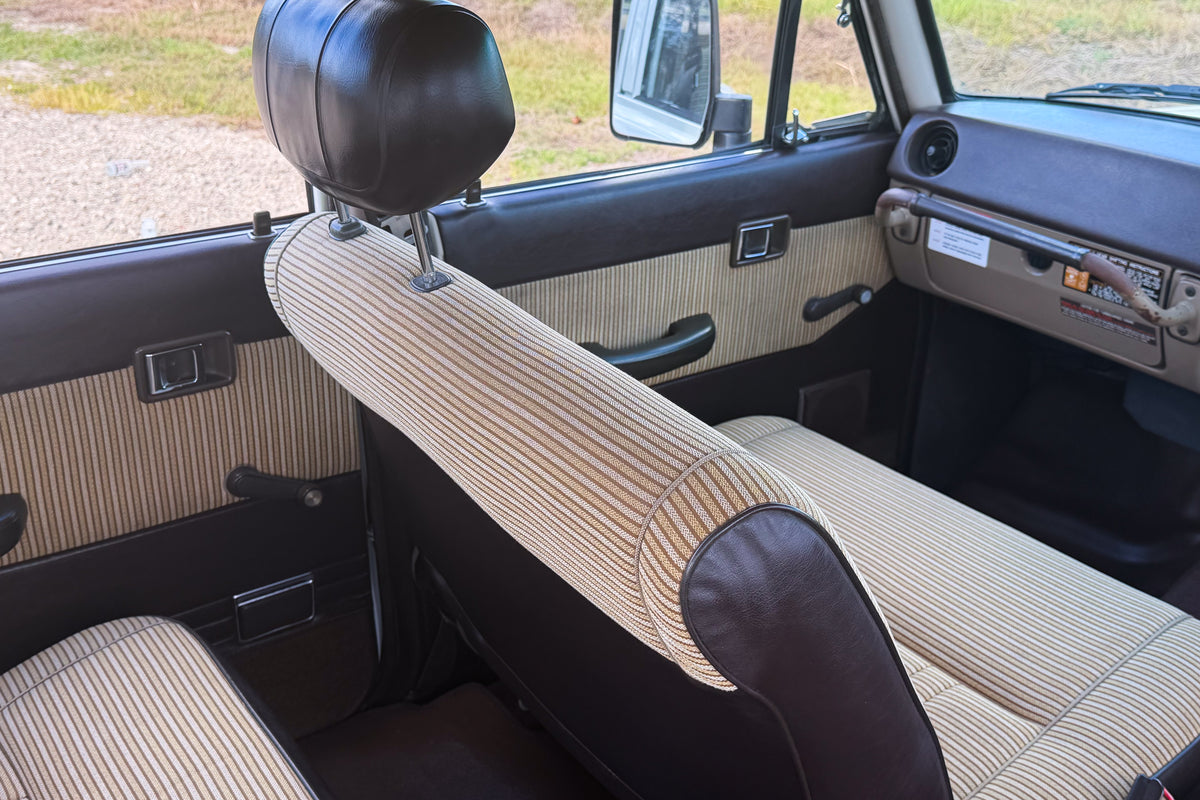 1986 Toyota HJ61 Land Cruiser Turbo Diesel Original Upholstery For Sale