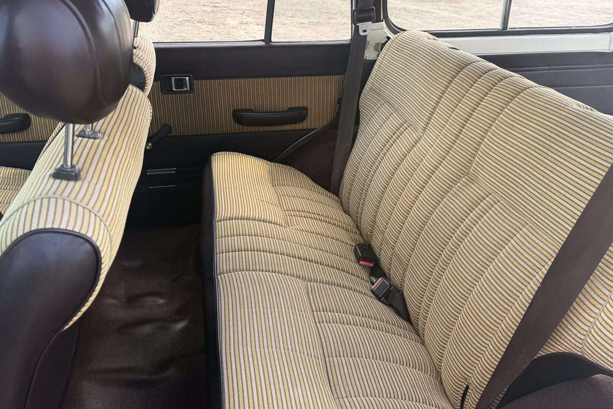 1986 Toyota HJ61 Land Cruiser Turbo Diesel Original Upholstery For Sale
