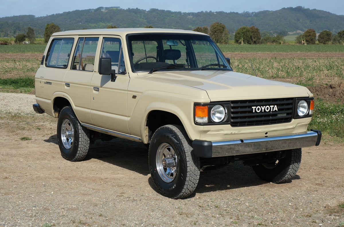 1984 TOYOTA HJ60 LAND CRUISER