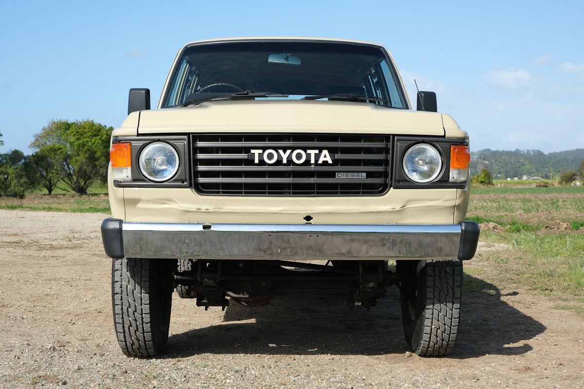 1984 TOYOTA HJ60 LAND CRUISER