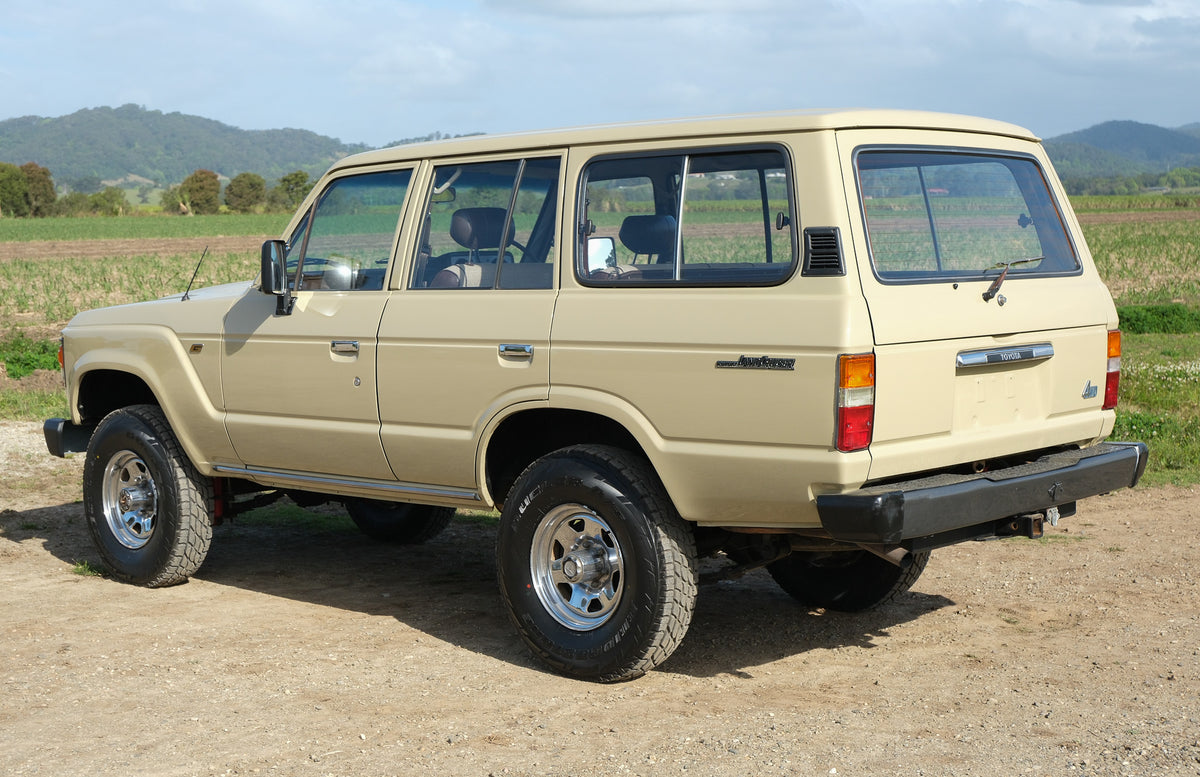 1984 TOYOTA HJ60 LAND CRUISER
