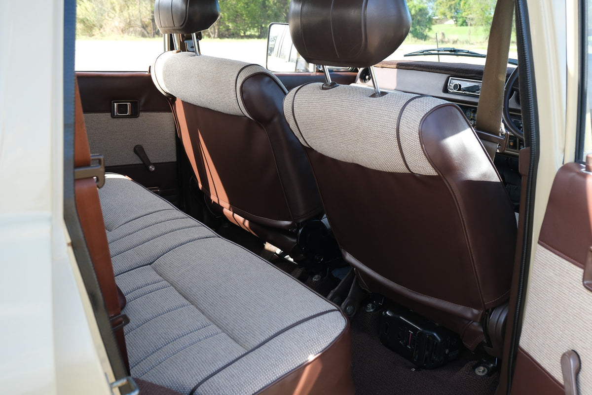 1984 TOYOTA HJ60 LAND CRUISER
