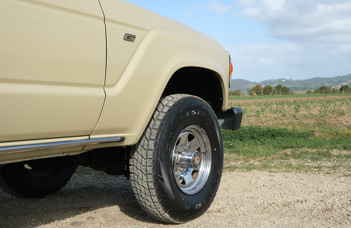 1984 TOYOTA HJ60 LAND CRUISER