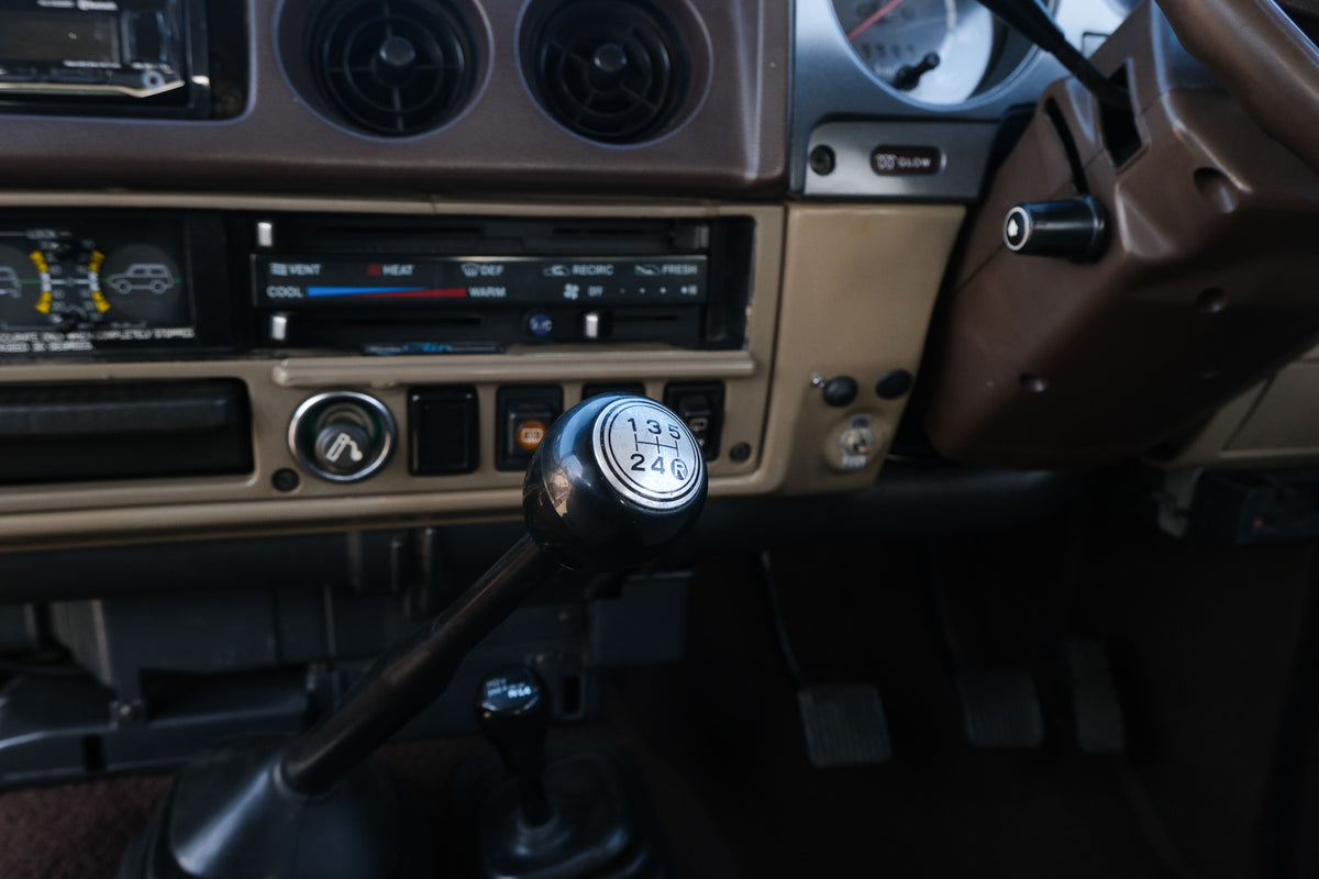 1984 TOYOTA HJ60 LAND CRUISER