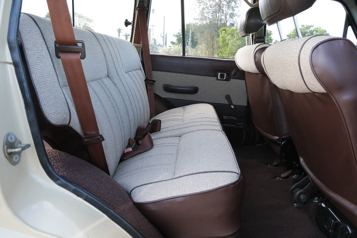 1984 TOYOTA HJ60 LAND CRUISER