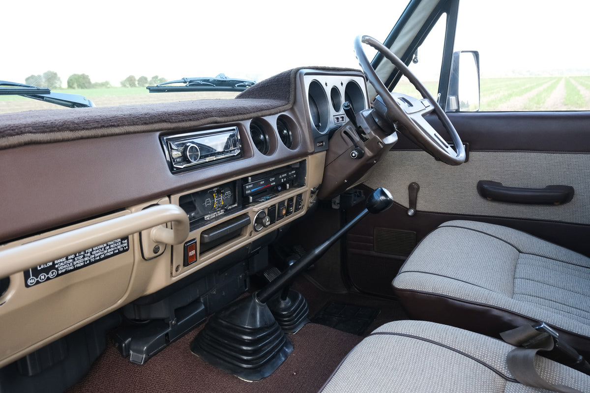 1984 TOYOTA HJ60 LAND CRUISER