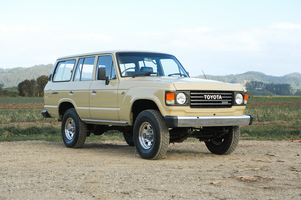 1984 TOYOTA HJ60 LAND CRUISER