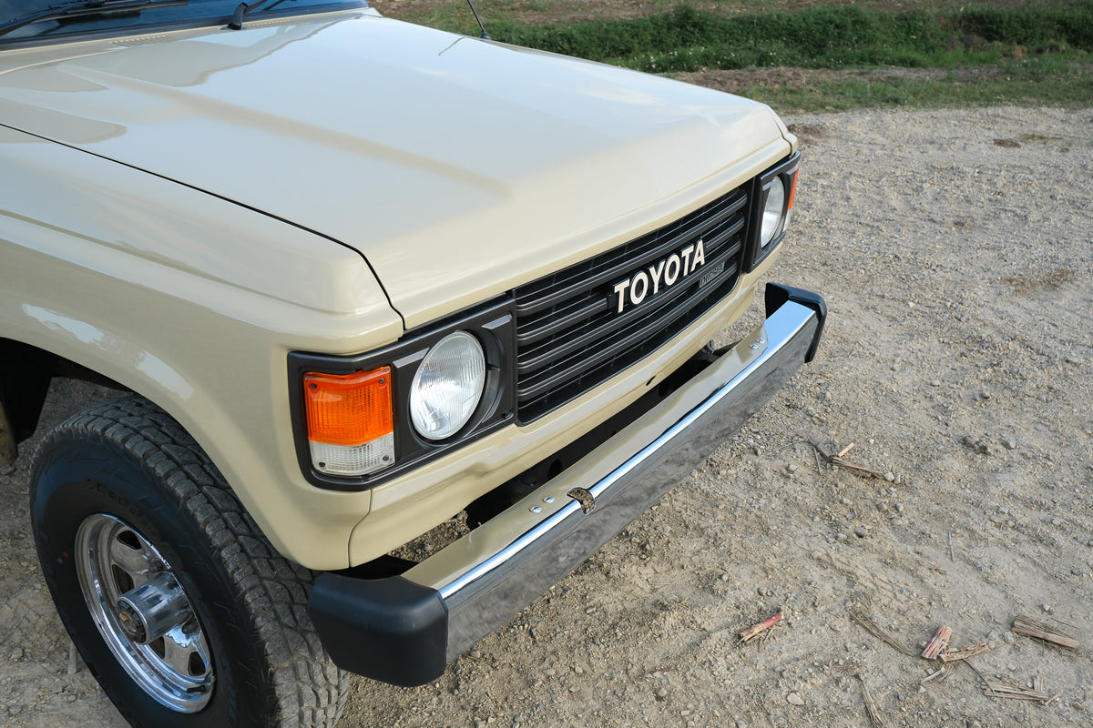 1984 TOYOTA HJ60 LAND CRUISER