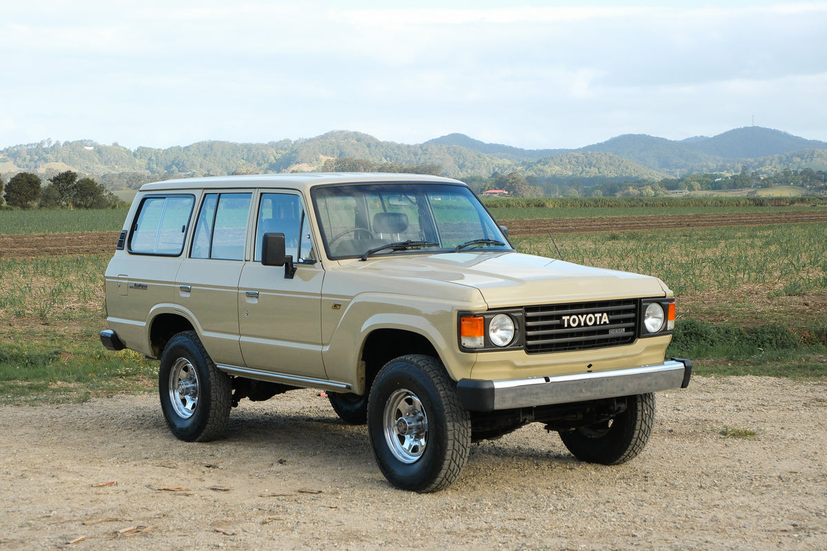 1984 TOYOTA HJ60 LAND CRUISER