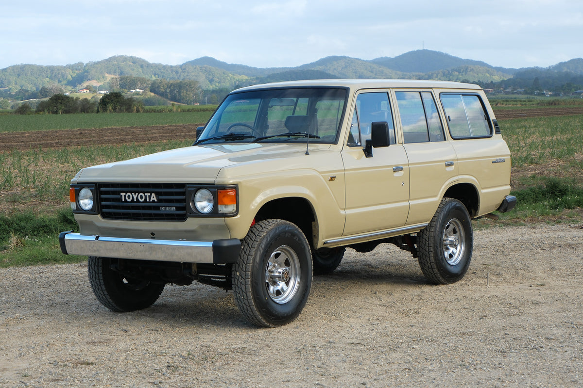 1984 TOYOTA HJ60 LAND CRUISER