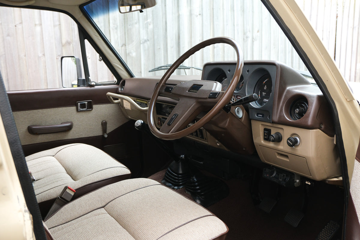 1984 TOYOTA HJ60 LAND CRUISER
