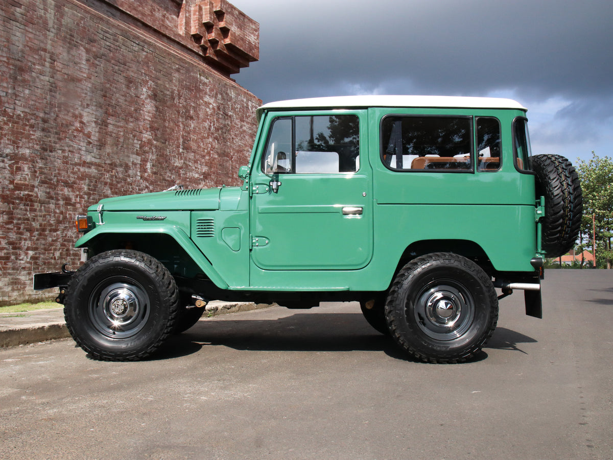 1982 TOYOTA BJ40 LAND CRUISER (SOLD)