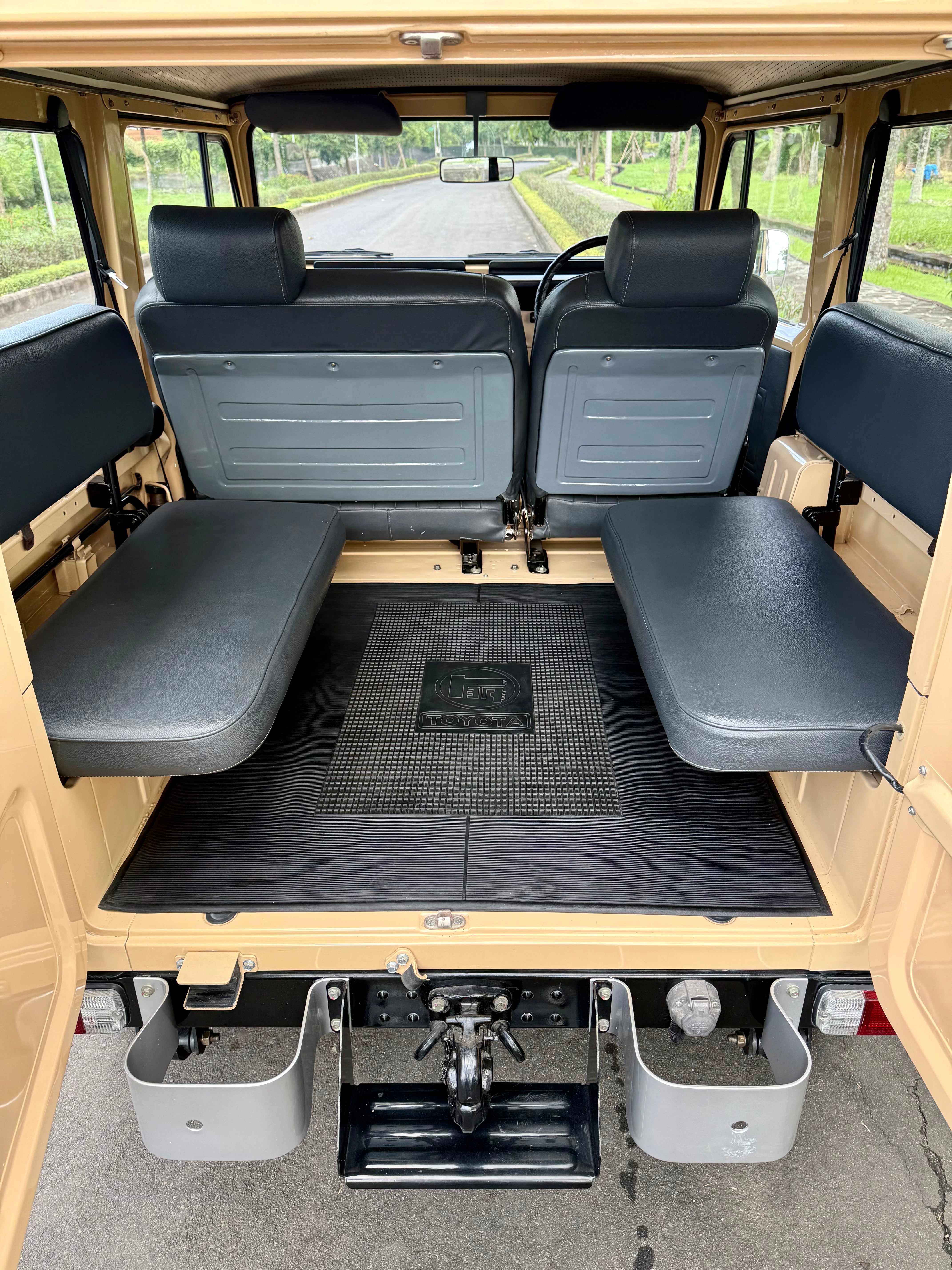 1981 FJ40 LAND CRUISER