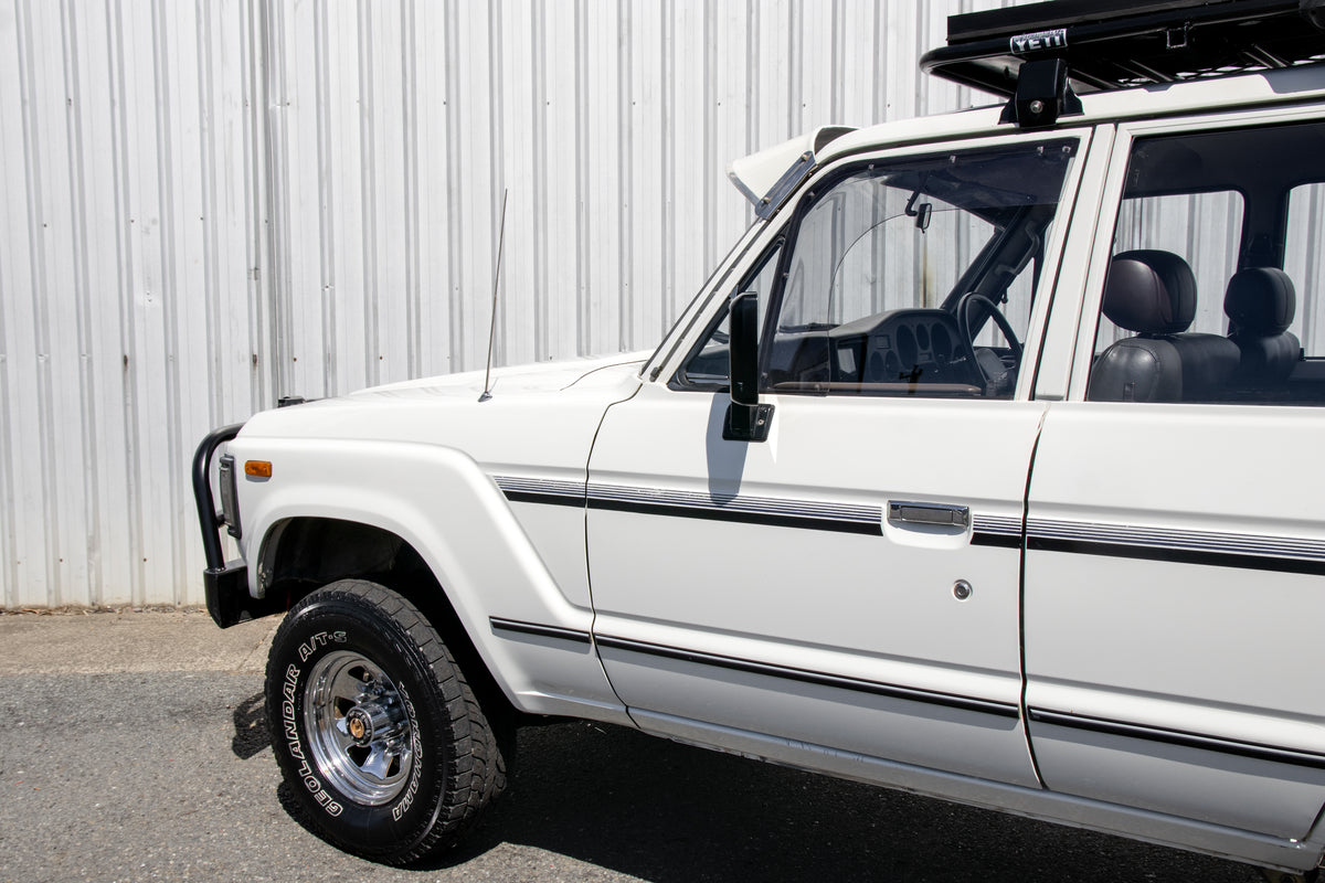 1989 TOYOTA FJ62 LAND CRUISER