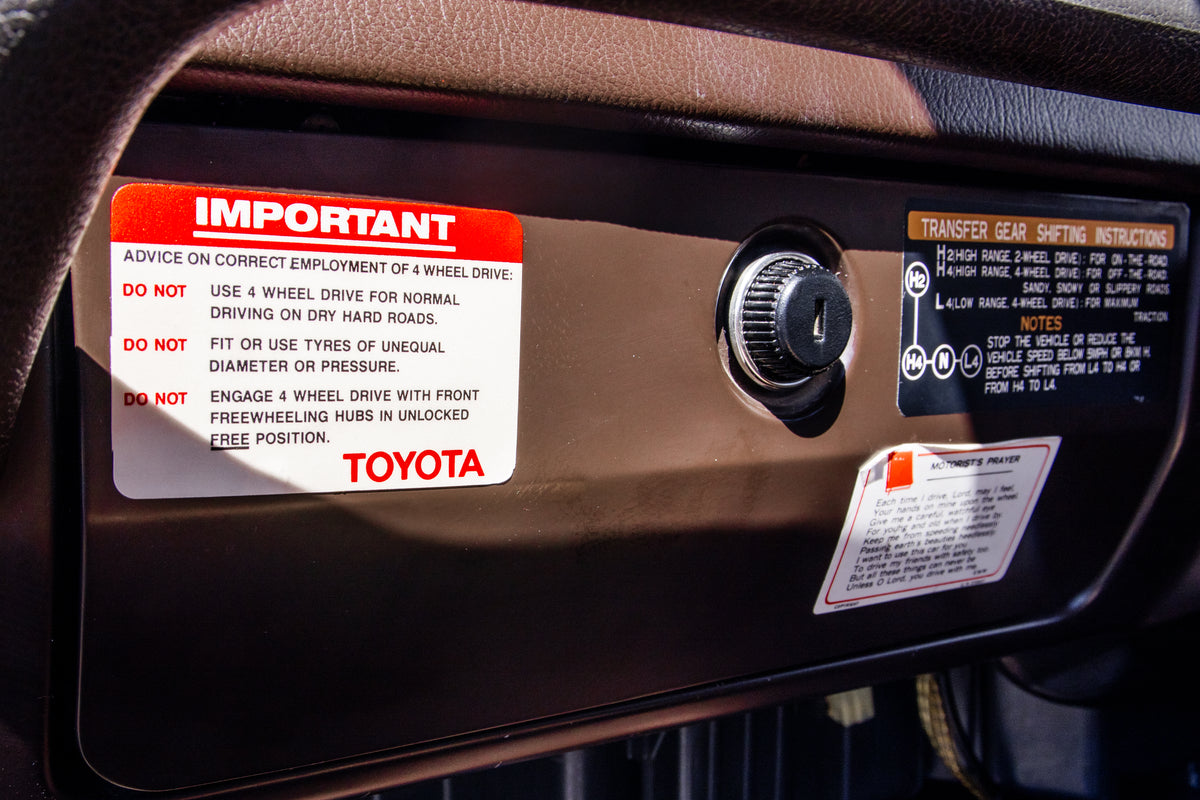 1989 TOYOTA FJ62 LAND CRUISER