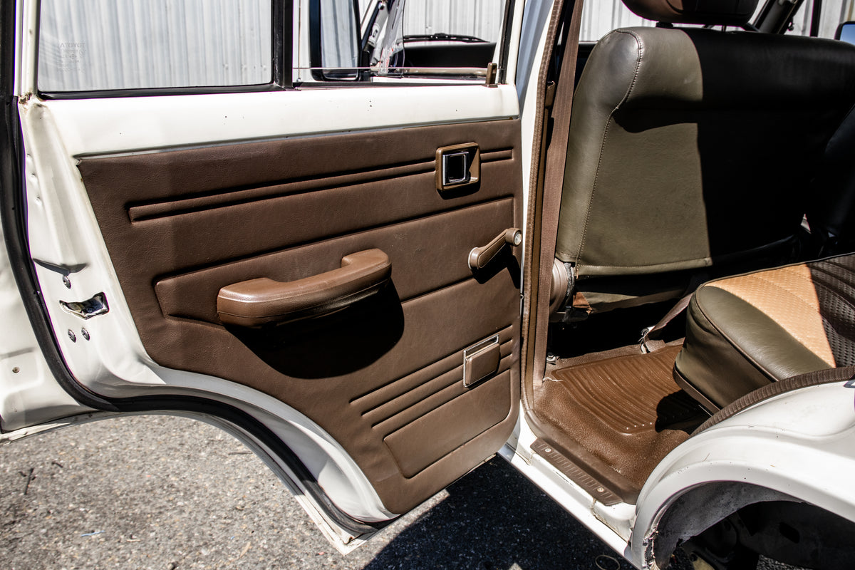 1989 TOYOTA FJ62 LAND CRUISER