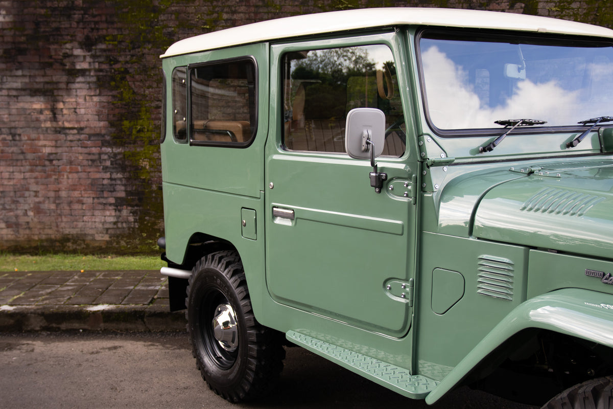 1980 TOYOTA FJ40 LAND CRUISER