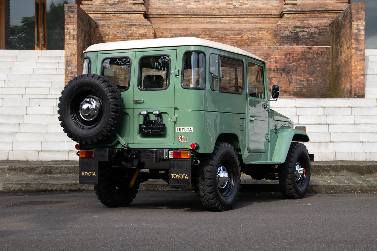 1980 TOYOTA FJ40 LAND CRUISER