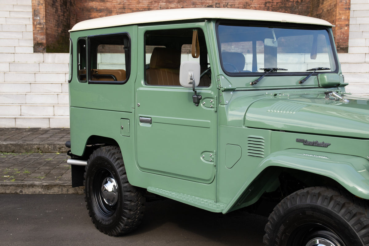 1980 TOYOTA FJ40 LAND CRUISER