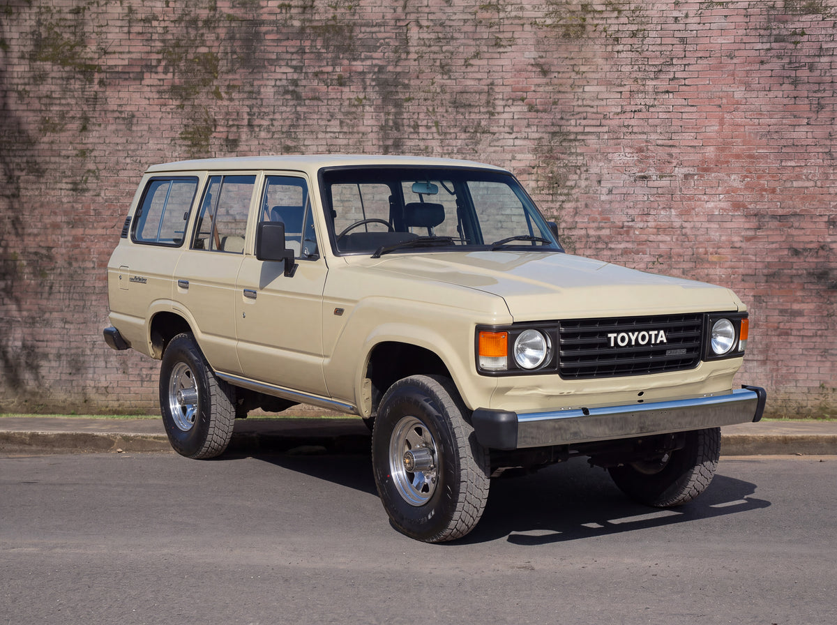 1984 TOYOTA HJ60 LAND CRUISER