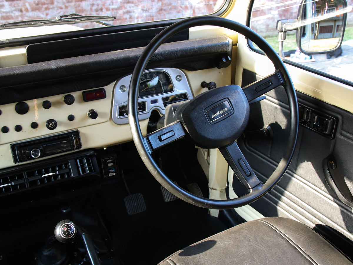 Classic 40 Series Toyota FJ40 Land Cruiser with Bulk Genuine Interior Parts and Black Leather Seats