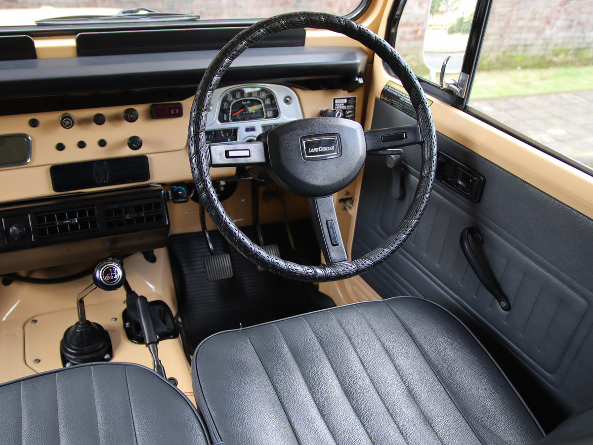 1981 Toyota FJ40 Land Cruiser 2F Engine with Australian Spec Seats and Air Conditioning