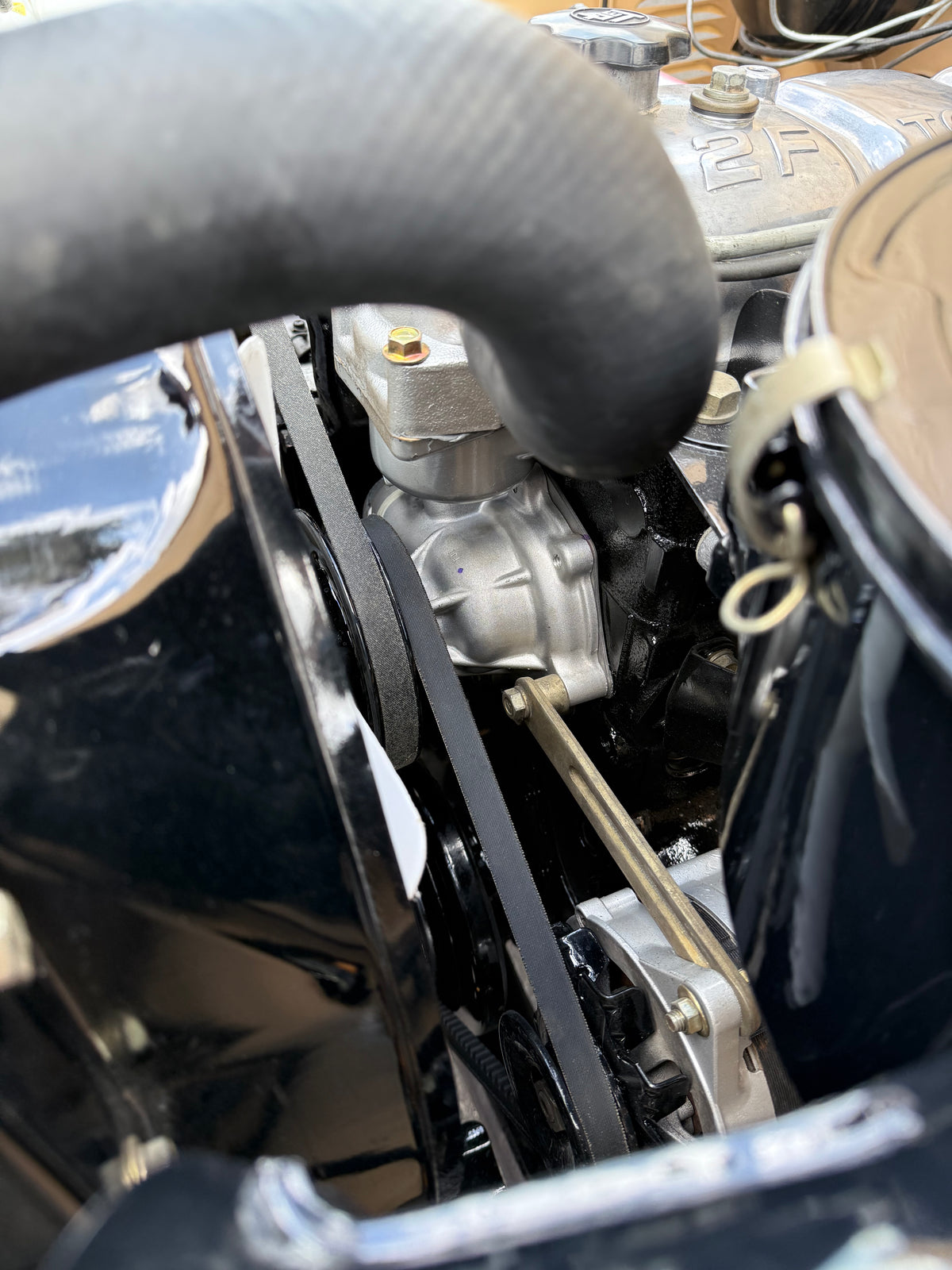 Beige 1981 Toyota FJ40 Land Cruiser Full Servicing and 2F Engine Overhauled
