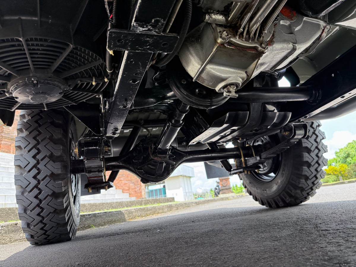 Well-detailed Solid Chassis of Grey 1979 Toyota FJ40 Land Cruiser Restored by Hogg & Swan