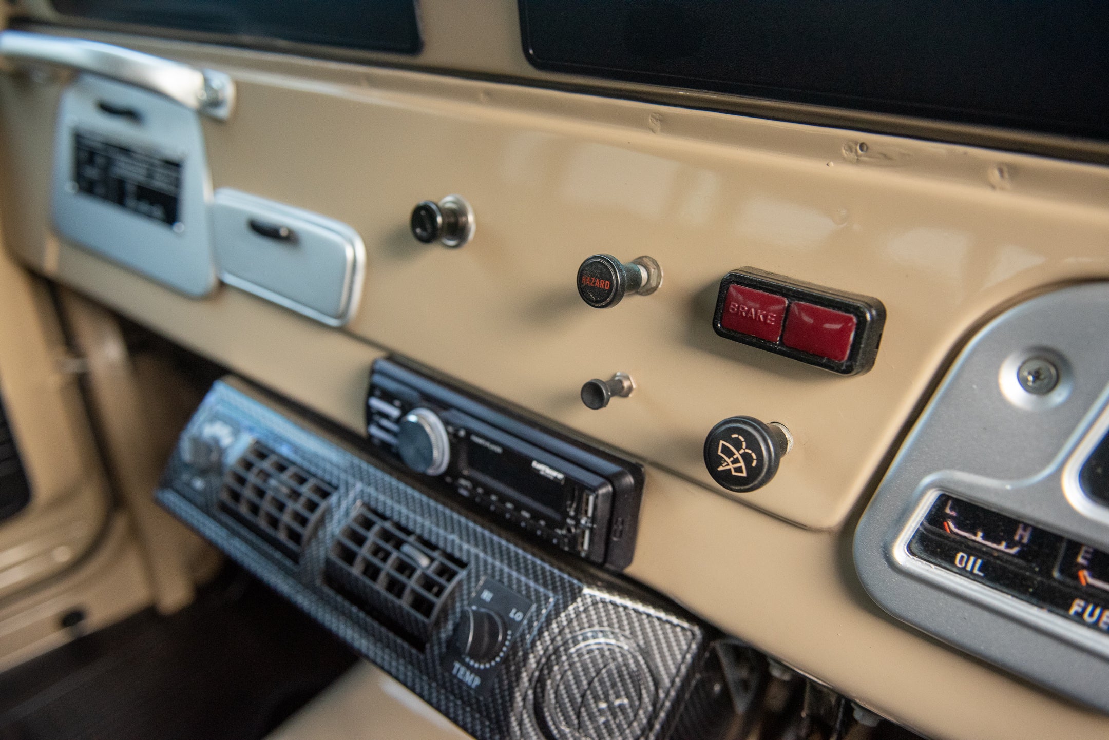 1977 FJ40 LAND CRUISER (SOLD)