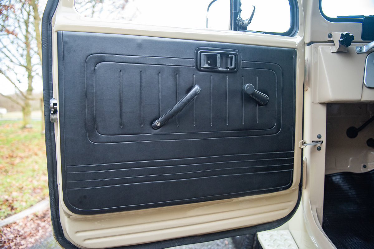 1977 TOYOTA FJ40 LAND CRUISER (SOLD)